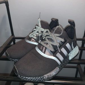 Adidas NMD R1 Sneakers
